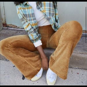 COPY - COPY - NWT Aerie Groove-On Velour High Waisted Flare Pant